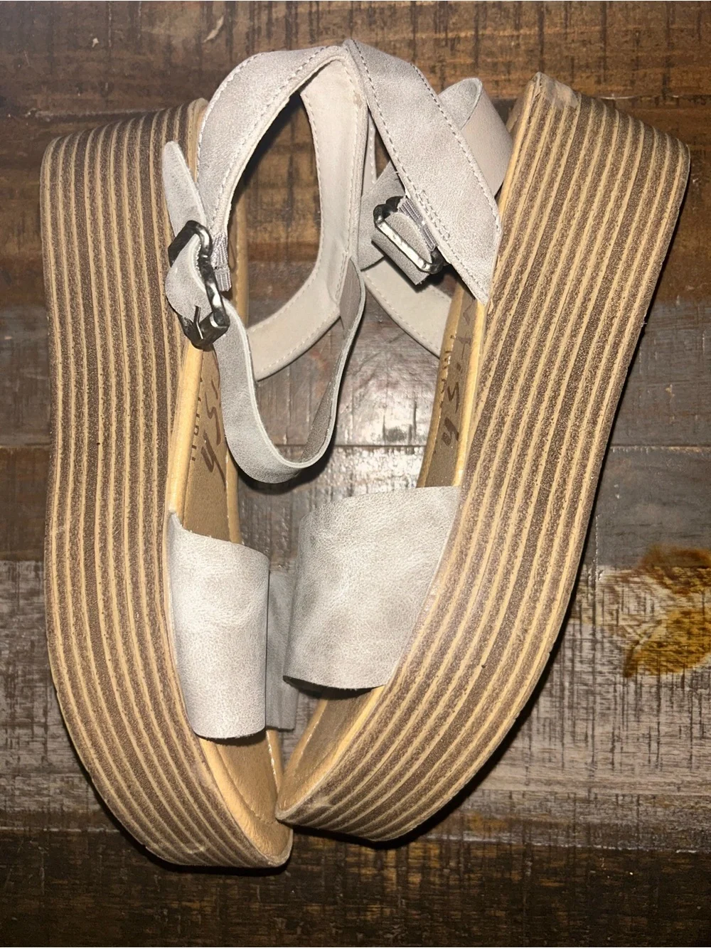 Comfort Step Women's Gray Open-Toe Ankle Strap Sandals